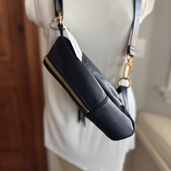 Fern Sling HOBO Black Pebble 100% Leather Crossbody w/Brass Hardware Adjustable - Picture 3 of 9